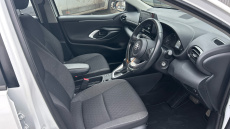 Toyota Yaris 1.5 Hybrid Icon 5dr CVT Hybrid Hatchback